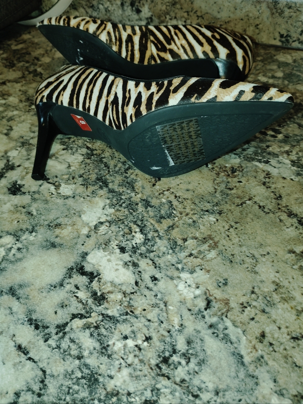 Michael Kors Zebra-Print Pointed Stiletto Heels in Black and Brown 8 Calf Hair - Picture 12 of 13